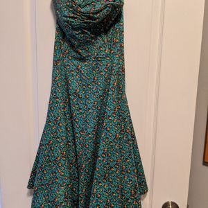 Betsey Johnson floral flare dress size 0